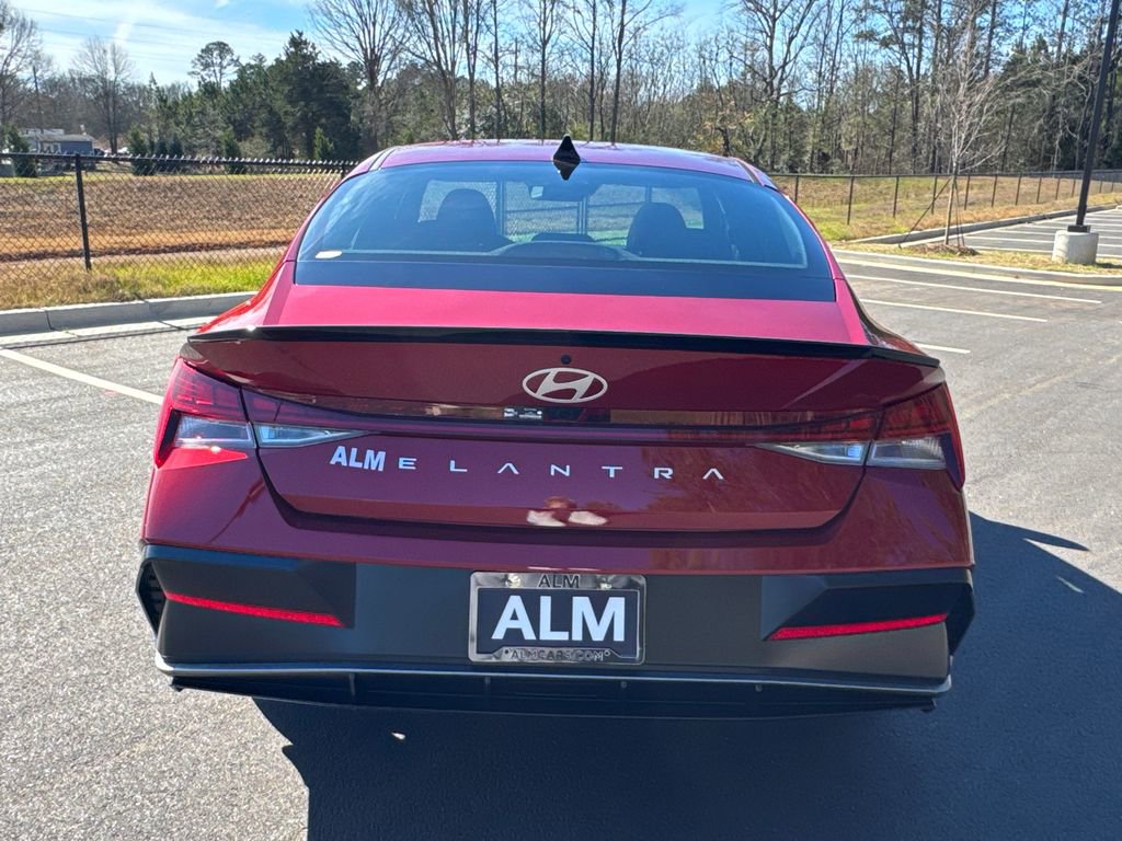 New 2026 Hyundai Elantra SEL Sport image 4