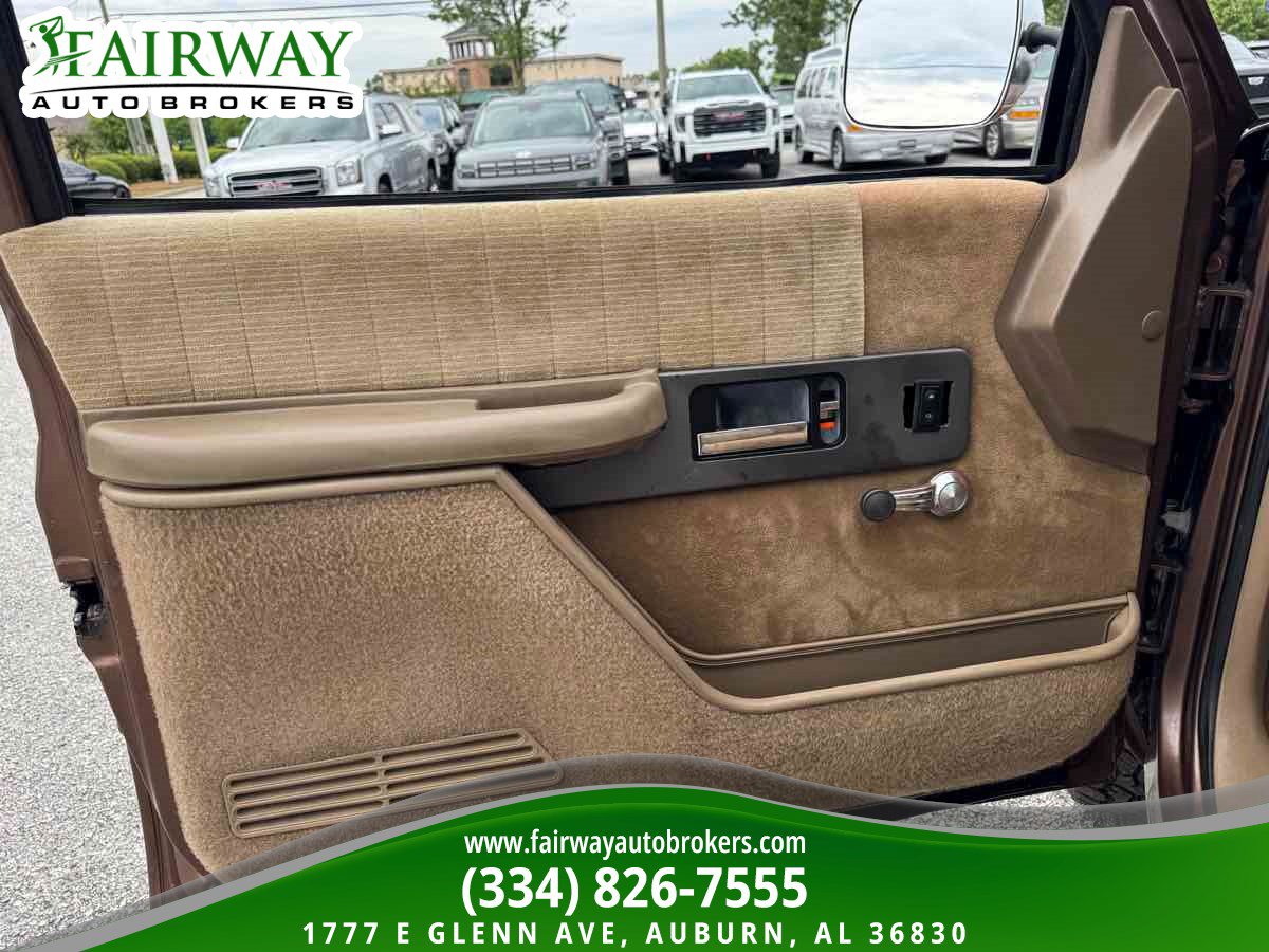 Used 1994 Chevrolet Silverado 1500 4x4 Regular Cab image 21