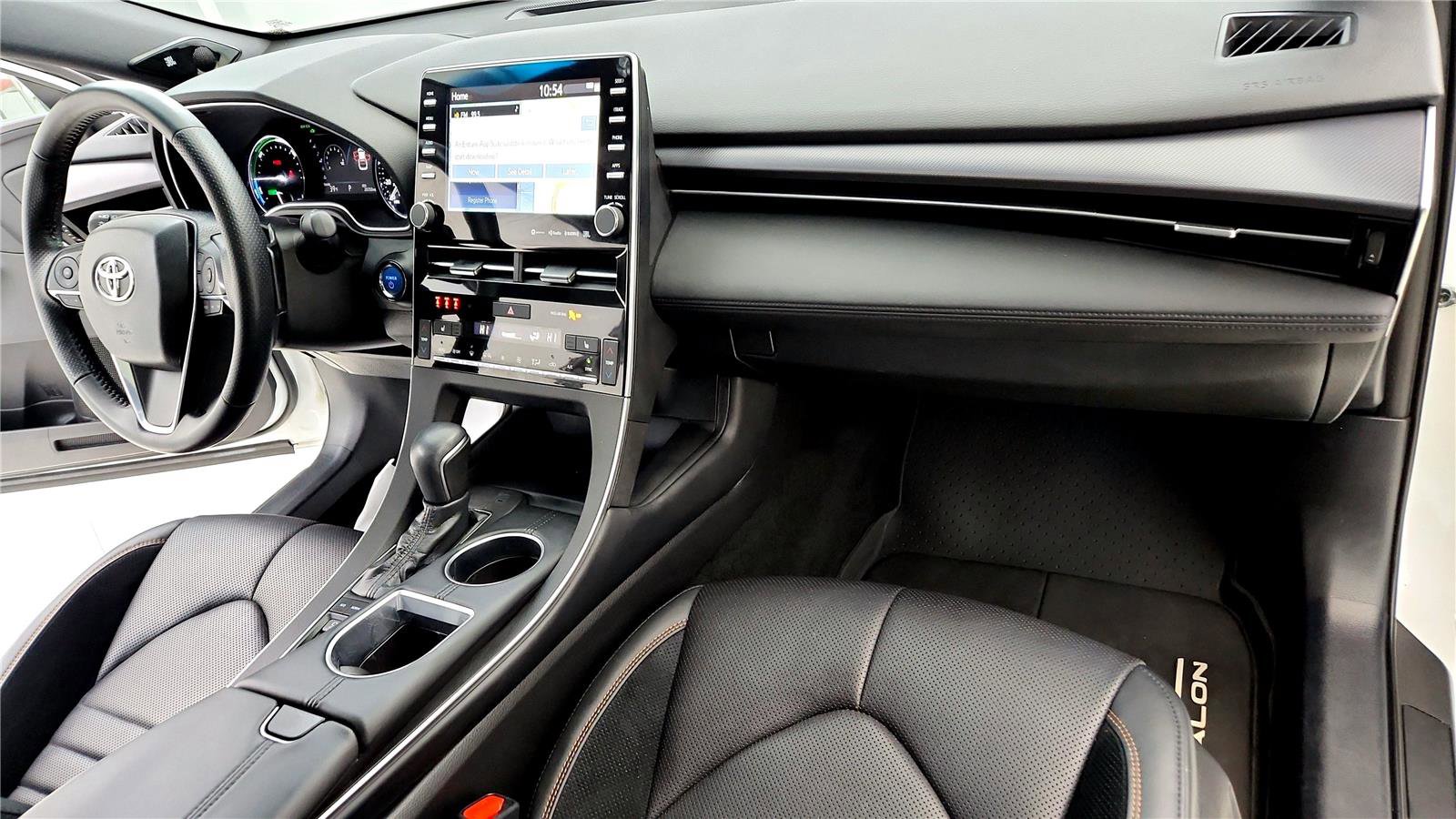 Certified 2020 Toyota Avalon XSE image 25