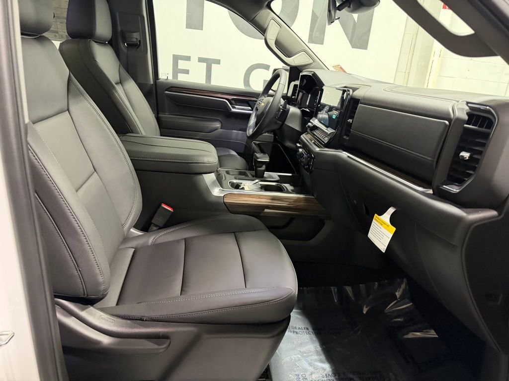 New 2026 Chevrolet Silverado 1500 LT w/ Z71 Off-Road Package image 28