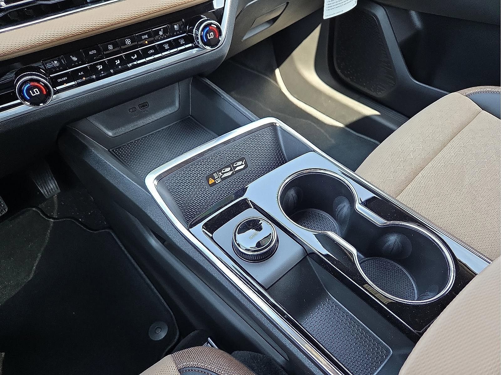 New 2026 Chevrolet Equinox ACTIV w/ Convenience Package III image 25