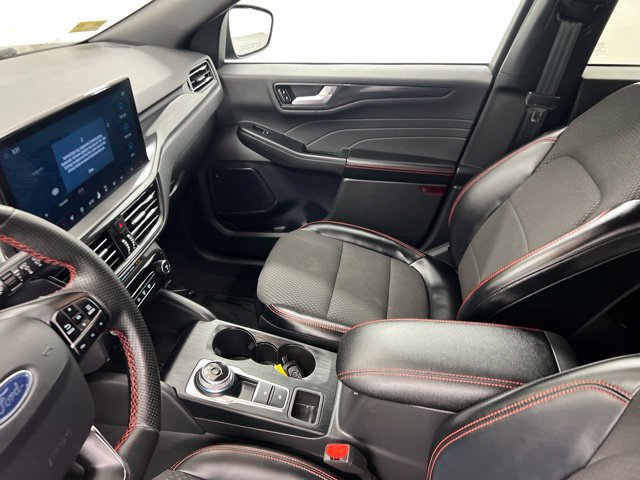 Used 2024 Ford Escape ST-Line w/ Tech Pack #1 AWD/4WD image 22