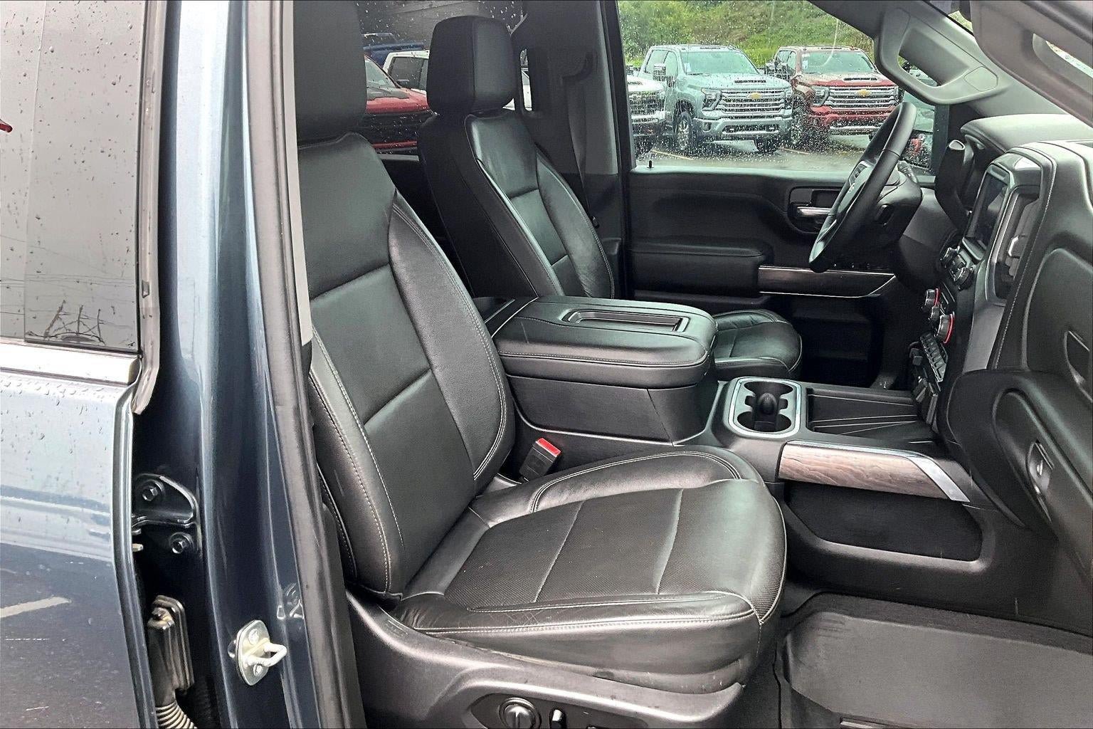 Used 2020 Chevrolet Silverado 2500 LTZ w/ LTZ Premium Package AWD/4WD image 7