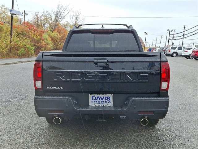 Certified 2024 Honda Ridgeline Black Edition image 5