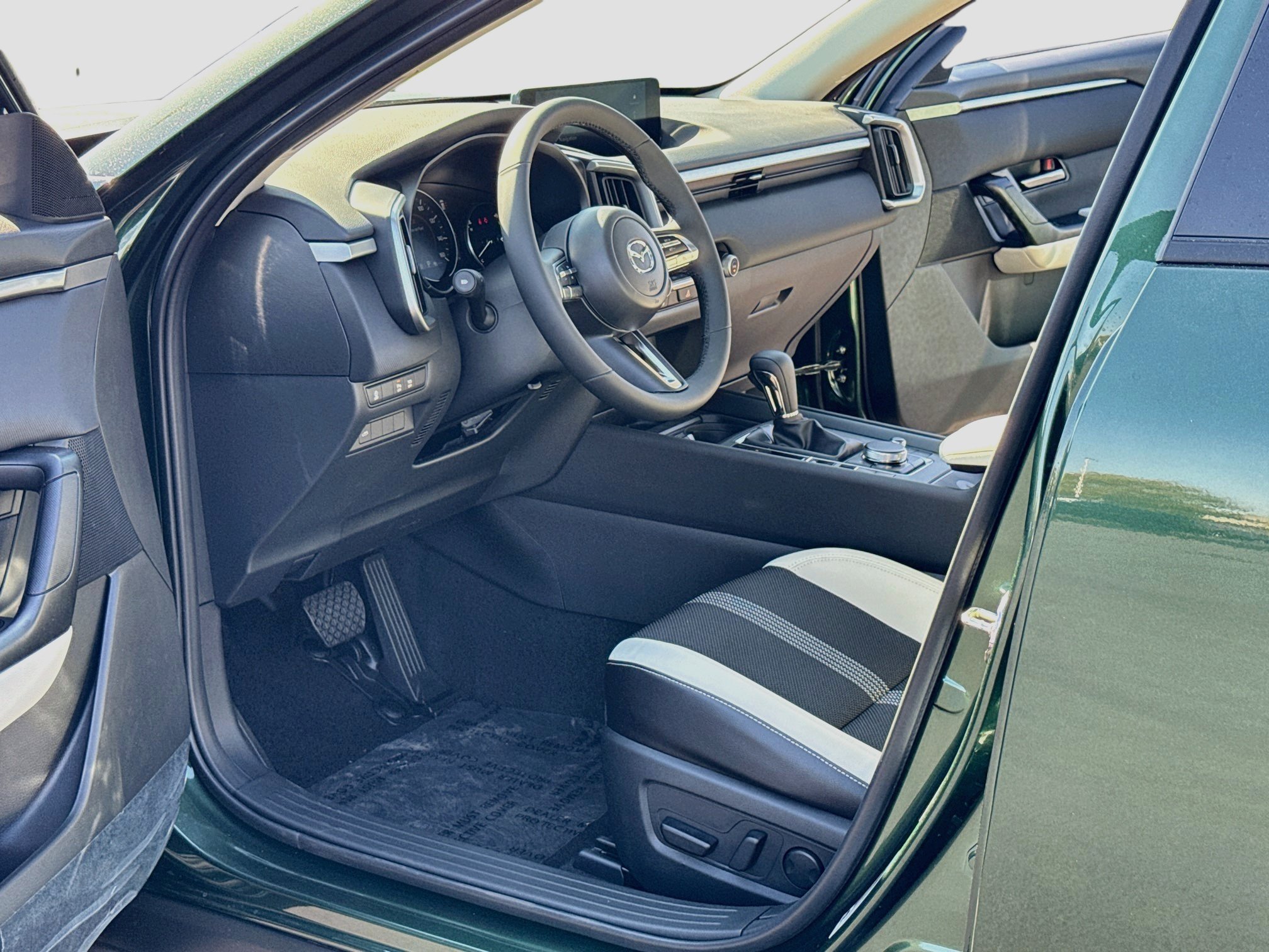 New 2026 MAZDA CX-50 AWD 2.5 S w/ Preferred Pkg image 4