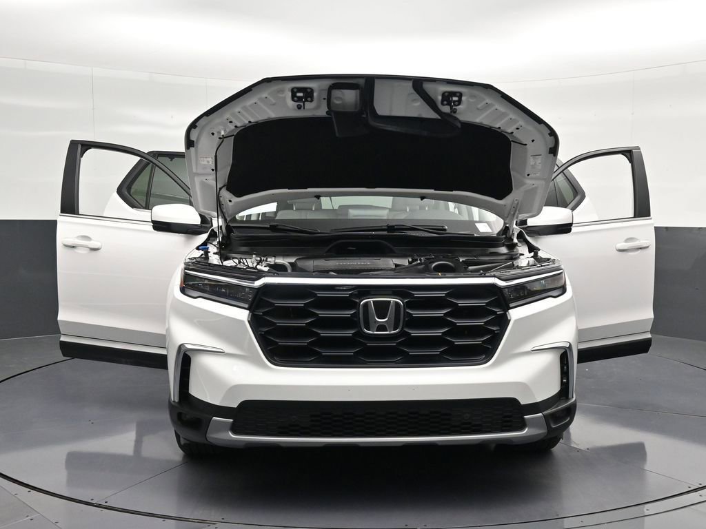 Used 2025 Honda Pilot EX-L image 39