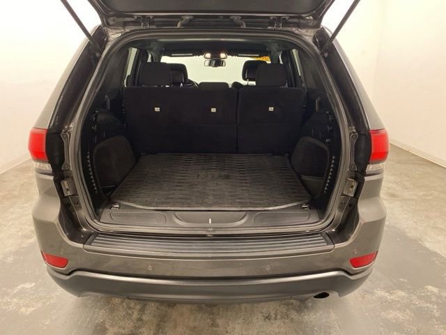 Used 2016 Jeep Grand Cherokee Laredo 75th Anniversary image 30