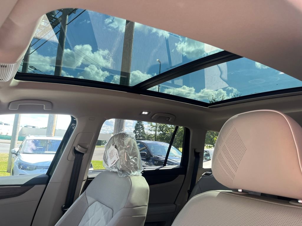 New 2026 Volkswagen Atlas SEL Premium R-Line image 16