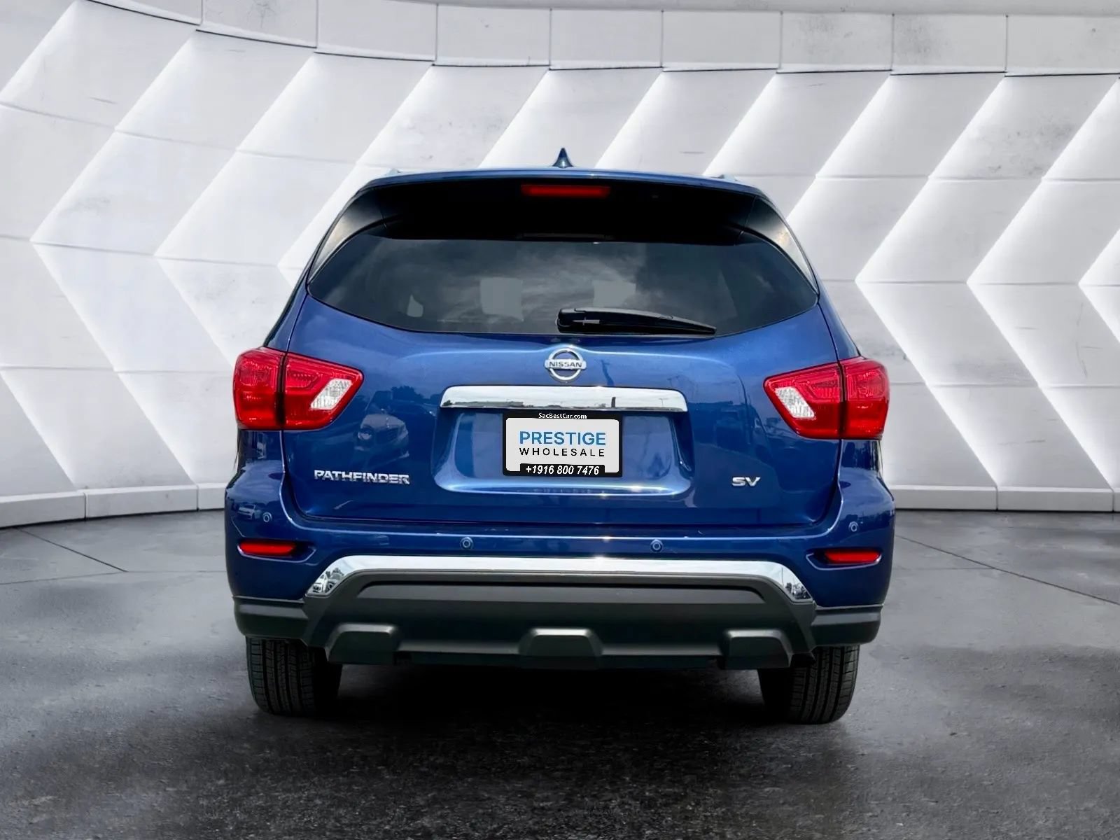 Used 2019 Nissan Pathfinder SV FWD image 7