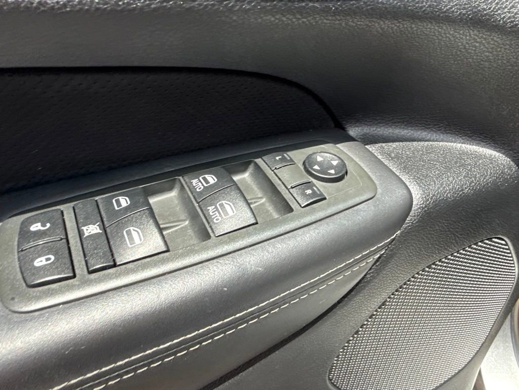 Used 2013 Jeep Grand Cherokee SRT8 w/ Trailer Tow Group IV AWD/4WD image 13