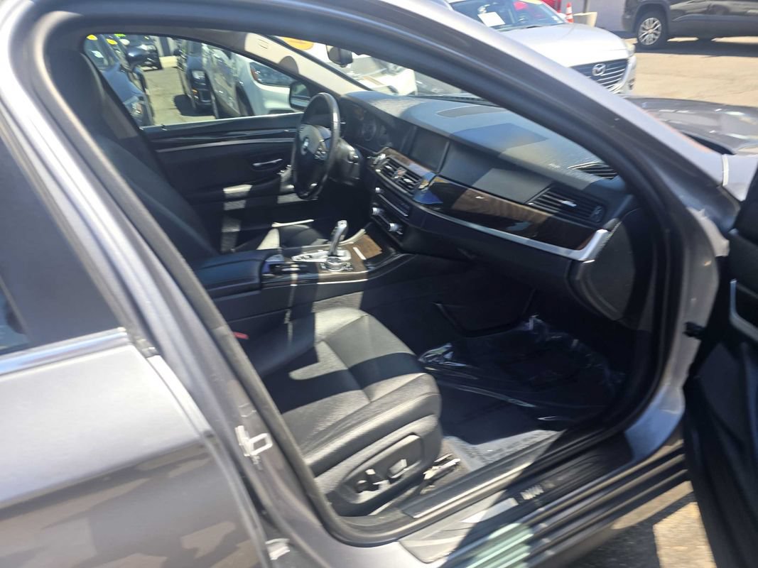 Used 2014 BMW 528i xDrive Sedan AWD/4WD image 37