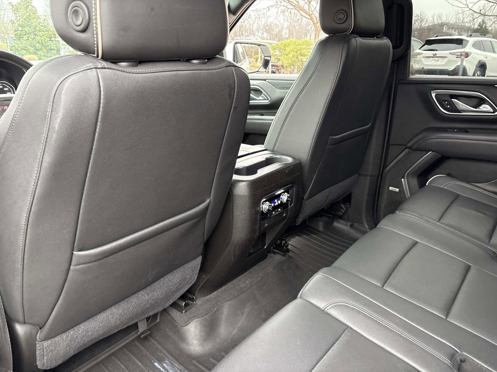 Used 2021 GMC Yukon SLT image 29