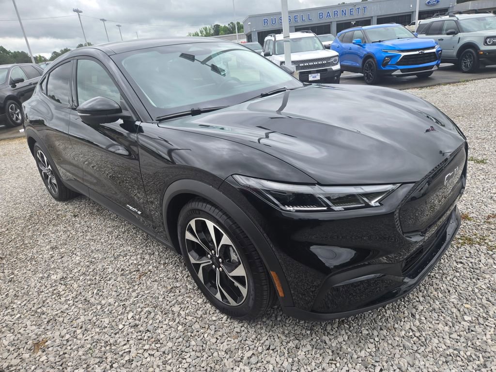Used 2025 Ford Mustang Mach-E Select RWD image 2