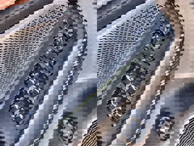 Used 2022 Acura MDX FWD w/ Technology Package image 30