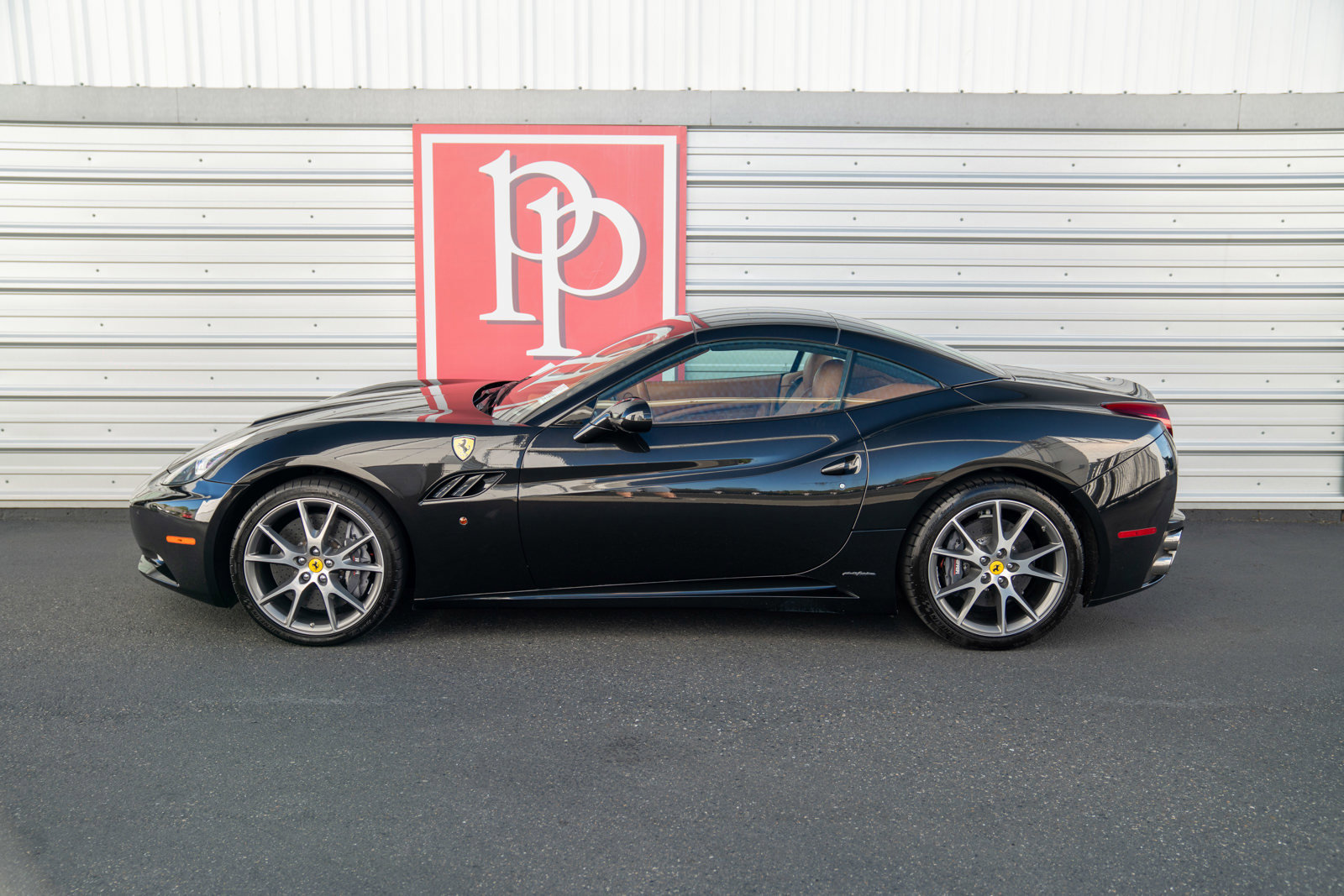 Used 2013 Ferrari California image 49