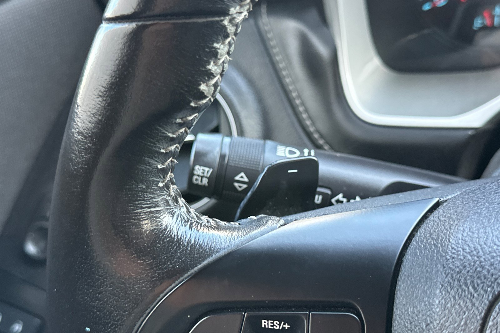 Used 2015 Chevrolet Camaro LT image 34