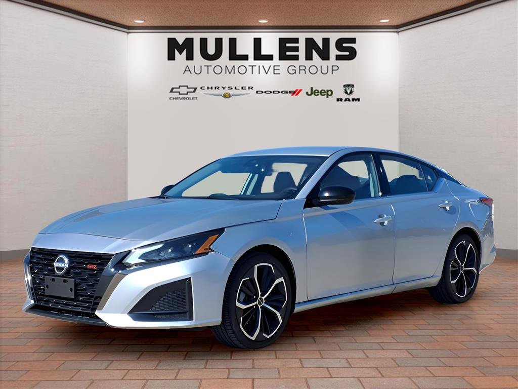 Used 2025 Nissan Altima 2.5 SR