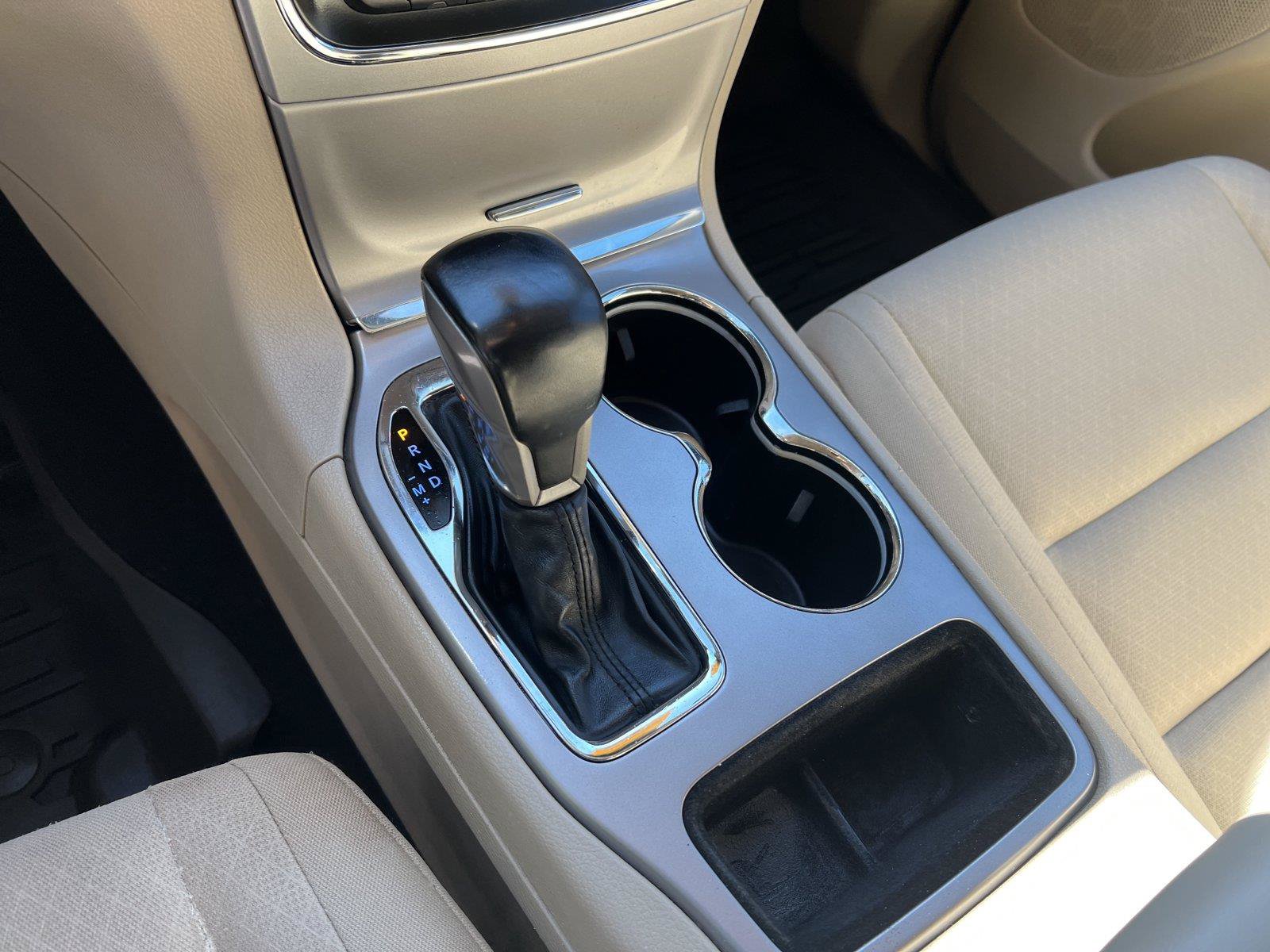 Used 2020 Jeep Grand Cherokee Laredo RWD image 10