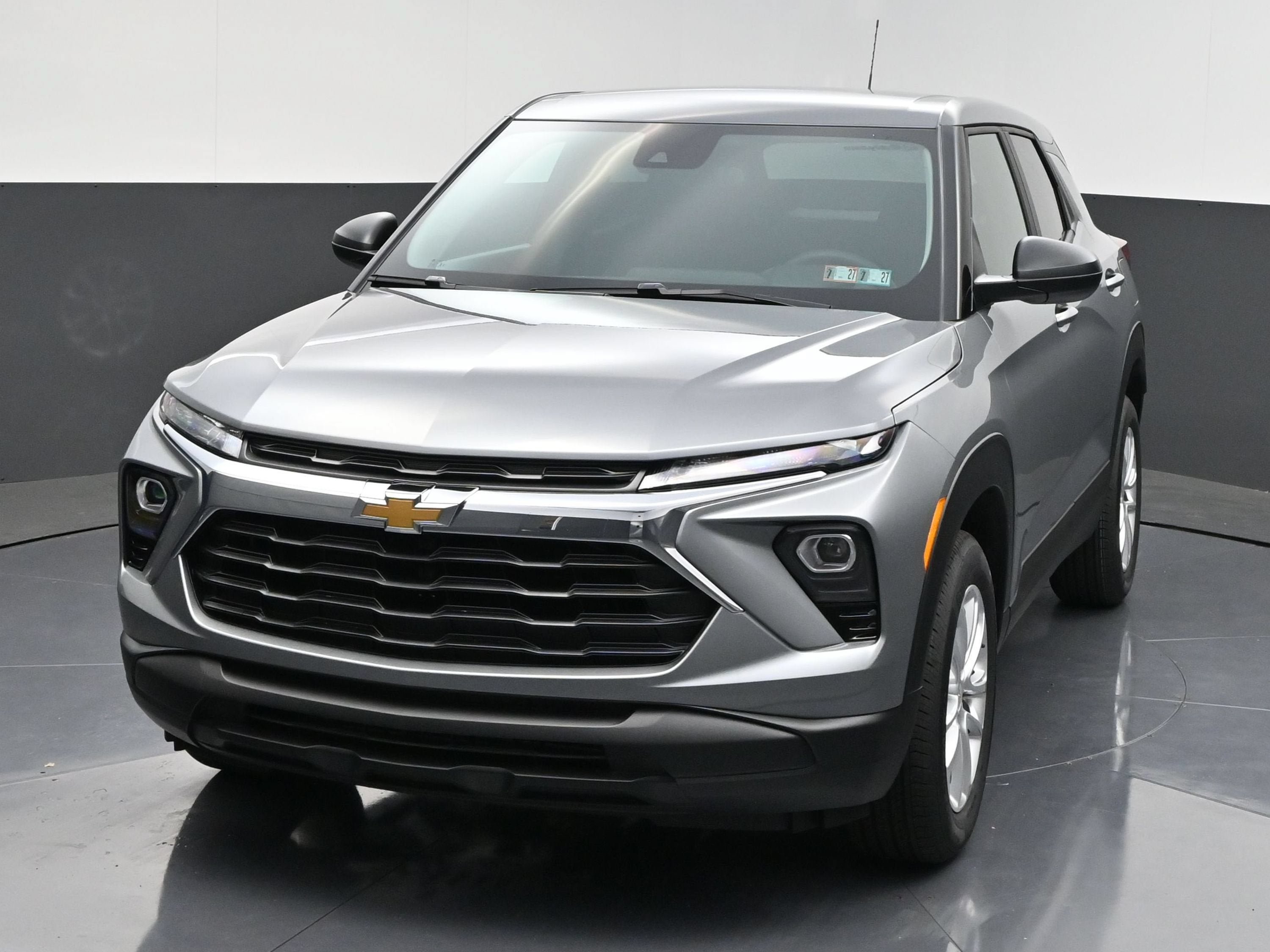 New 2026 Chevrolet TrailBlazer LS w/ LS Convenience Package AWD/4WD image 3