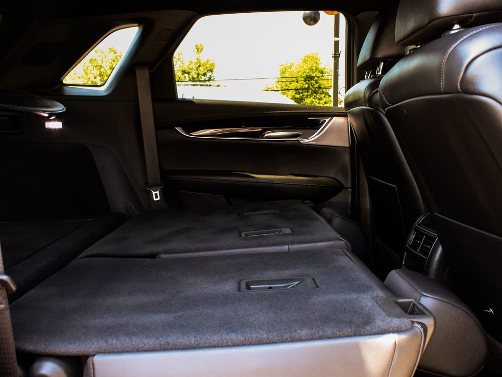 Used 2021 Cadillac XT5 Premium Luxury image 38