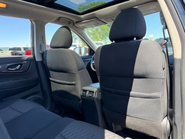 Used 2019 Nissan Rogue SV AWD/4WD image 22