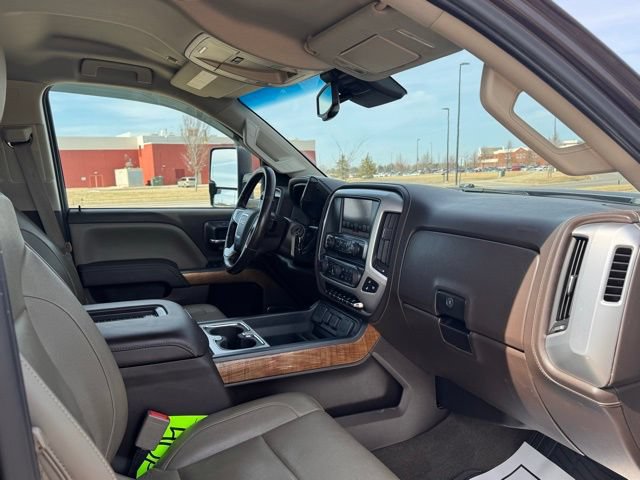 Used 2016 GMC Sierra 2500 SLT w/ Driver Alert Package AWD/4WD image 26