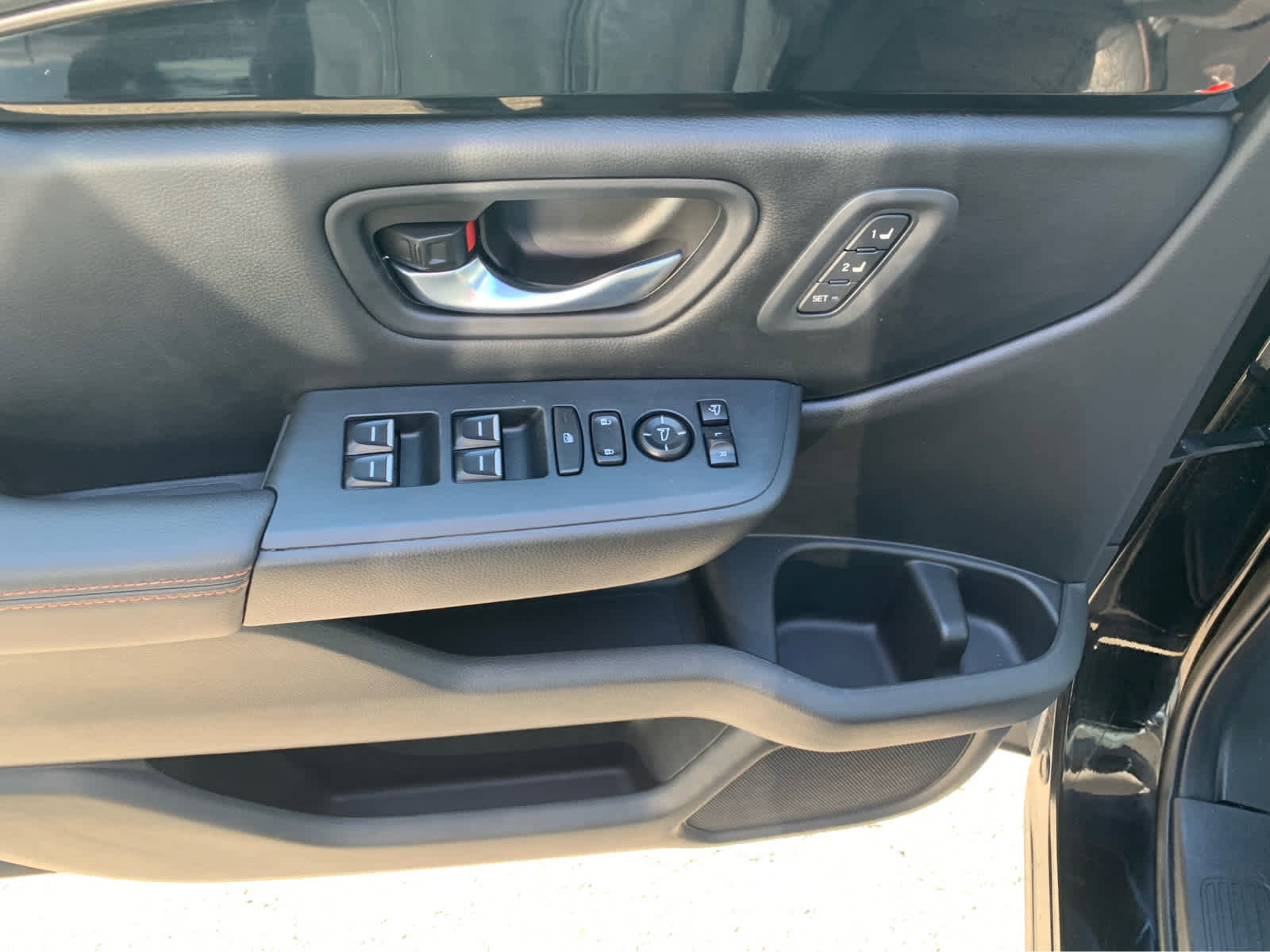 Used 2023 Honda Pilot TrailSport image 13