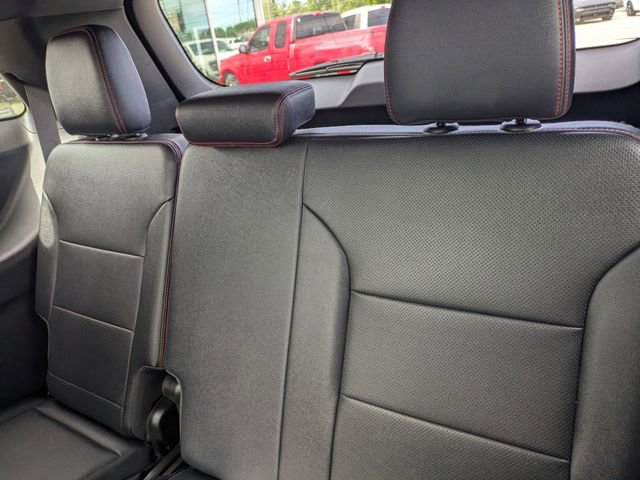 Used 2024 Chevrolet Traverse RS image 18