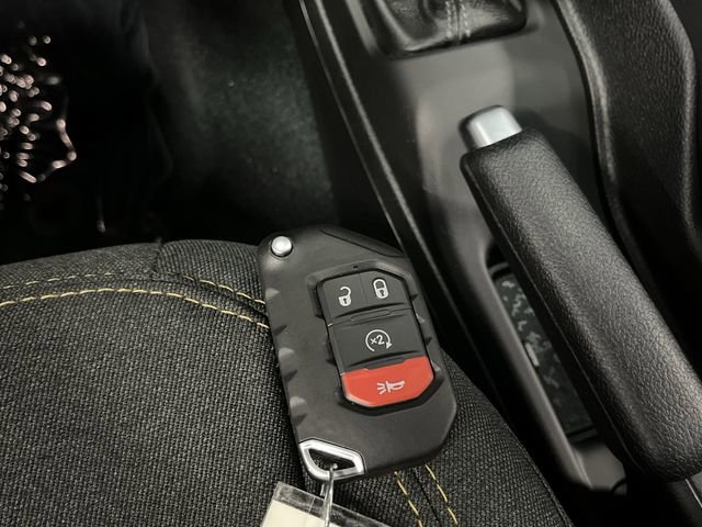 Used 2024 Jeep Wrangler Unlimited Sport AWD/4WD image 27