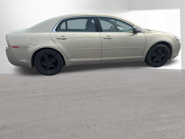 Used 2010 Chevrolet Malibu LS image 5