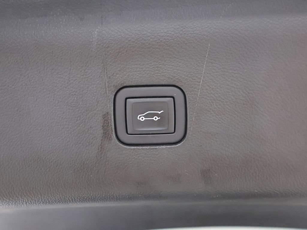 Used 2024 Buick Enclave Premium FWD image 24