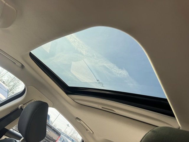 Certified 2020 Ford Fusion SE image 16