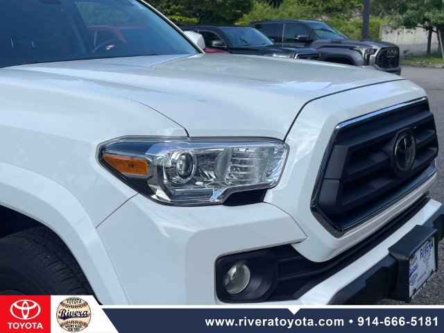 Used 2023 Toyota Tacoma SR5 AWD/4WD image 11