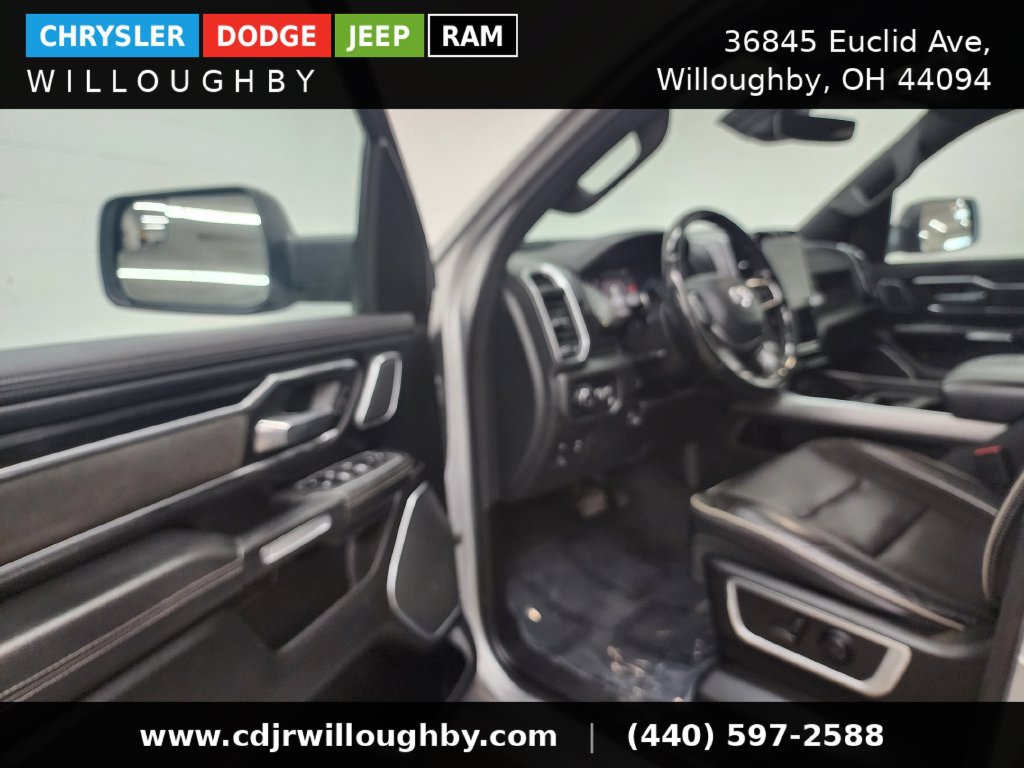 Used 2023 RAM 1500 Laramie AWD/4WD image 13