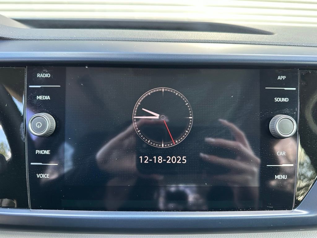 Used 2023 Volkswagen Taos SE image 29