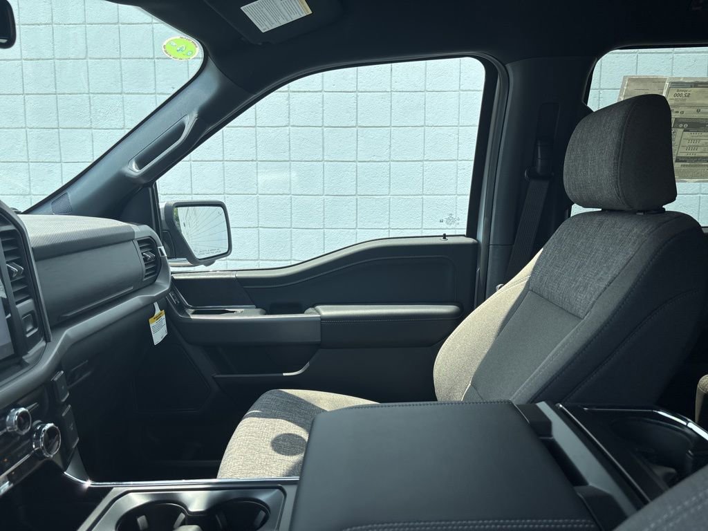 New 2025 Ford F150 XLT w/ Equipment Group 302A MID image 21