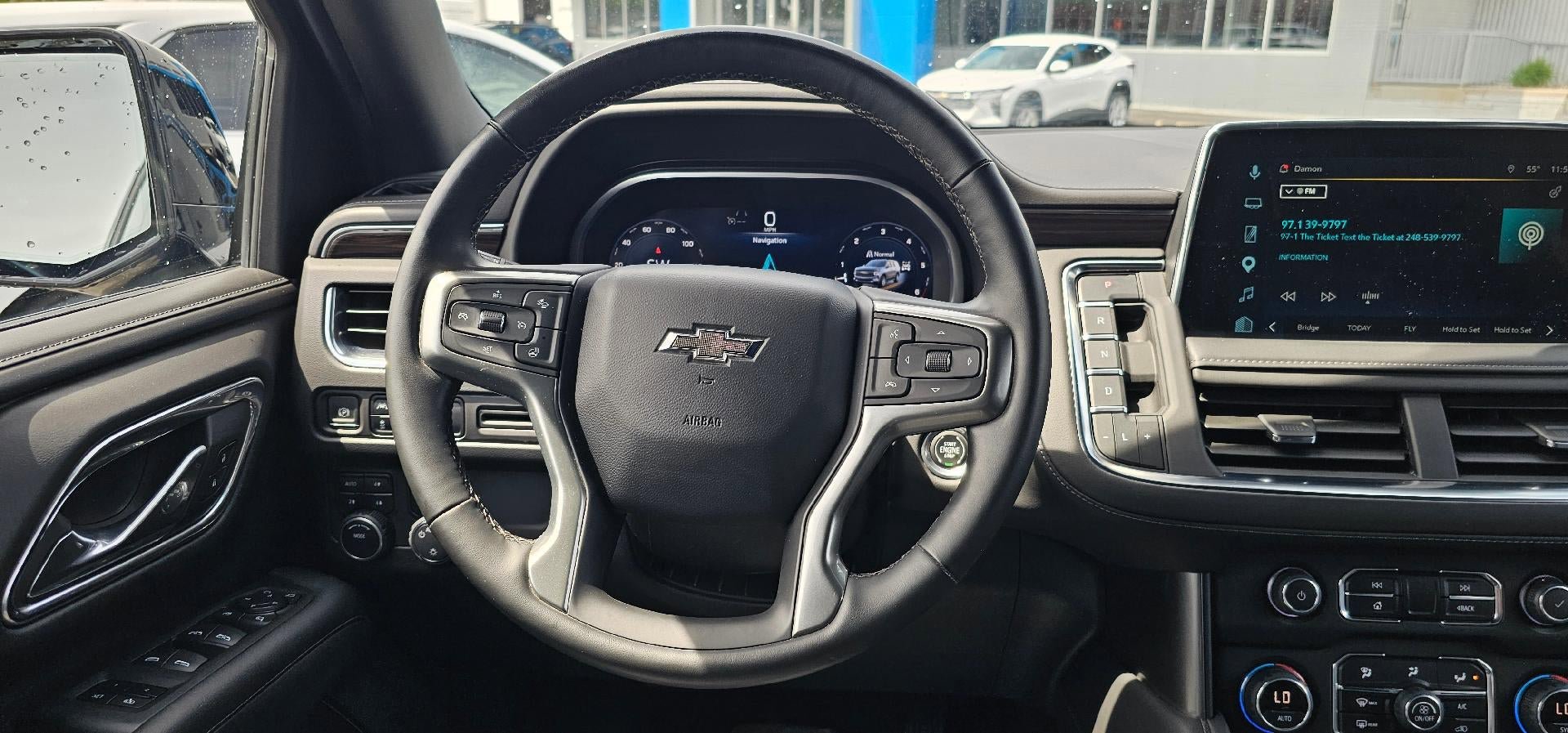 Used 2023 Chevrolet Suburban Z71 w/ Luxury Package AWD/4WD image 14
