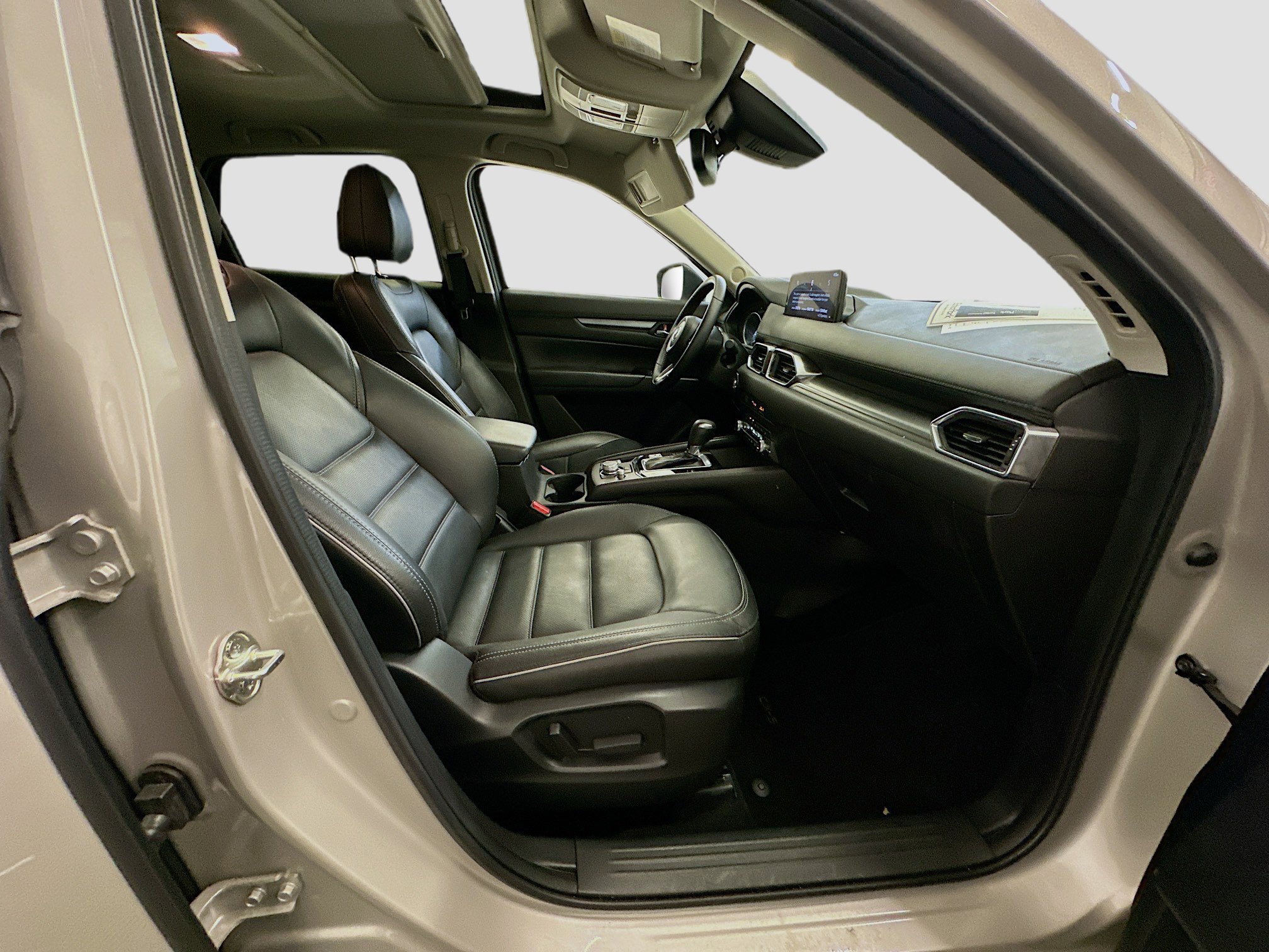 Used 2025 MAZDA CX-5 AWD 2.5 S w/ Preferred Package image 33