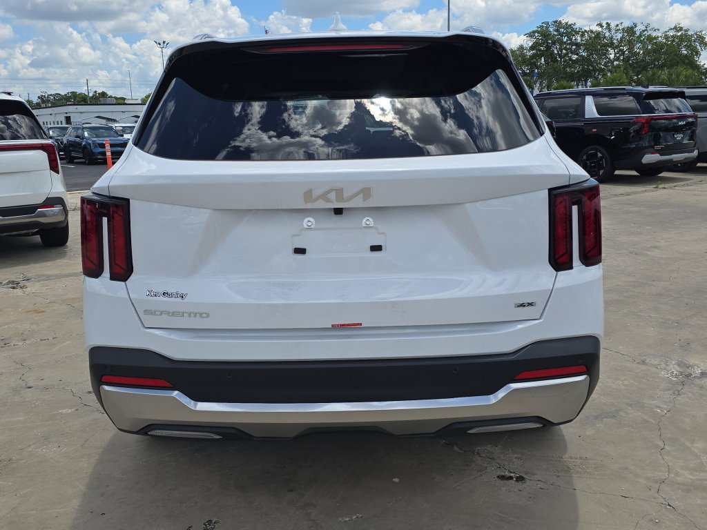 New 2026 Kia Sorento S w/ S Panoramic Sunroof Package AWD/4WD image 7