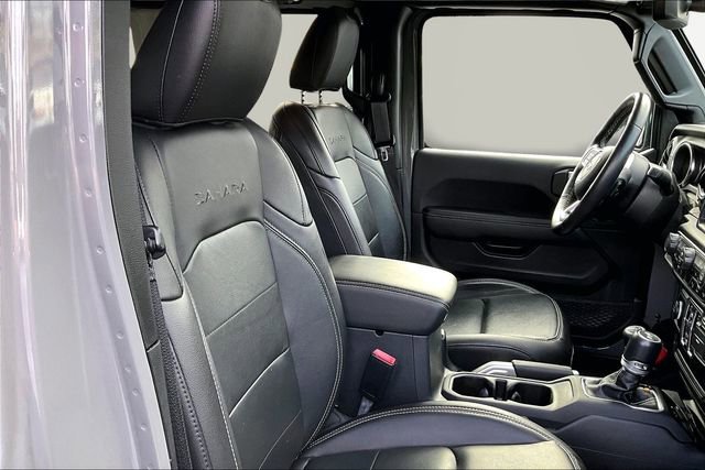 Used 2021 Jeep Wrangler Unlimited Sahara w/ Cold Weather Group image 20