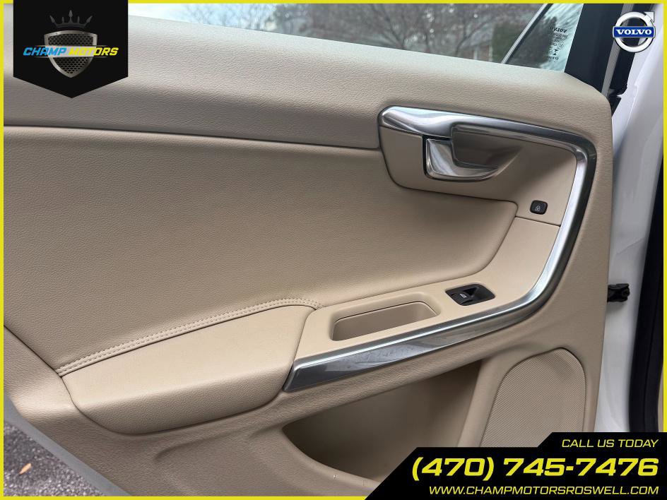 Used 2016 Volvo V60 T5 Premier image 15