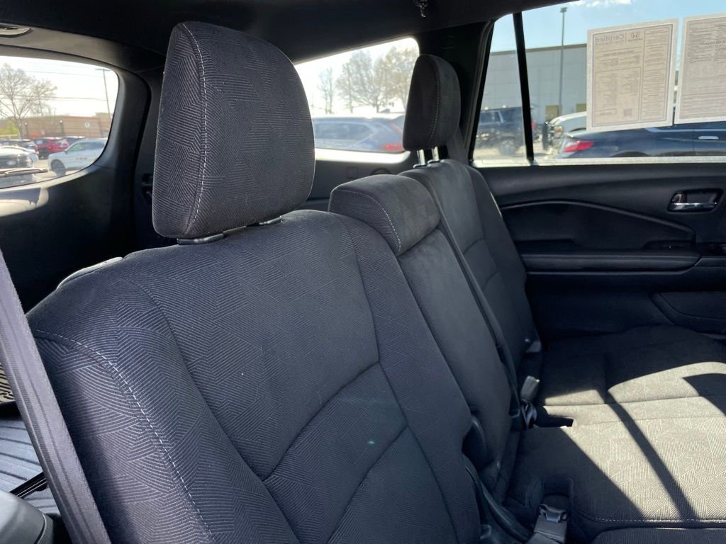 Used 2022 Honda Pilot Sport image 35