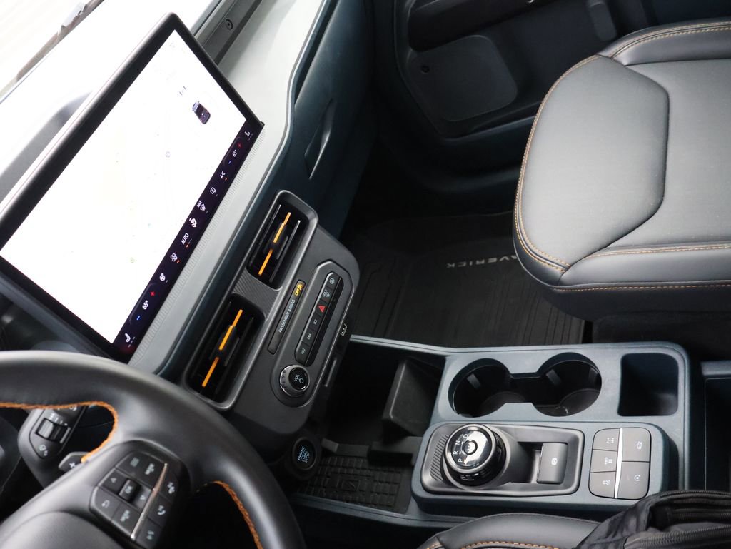 Used 2025 Ford Maverick Tremor image 18