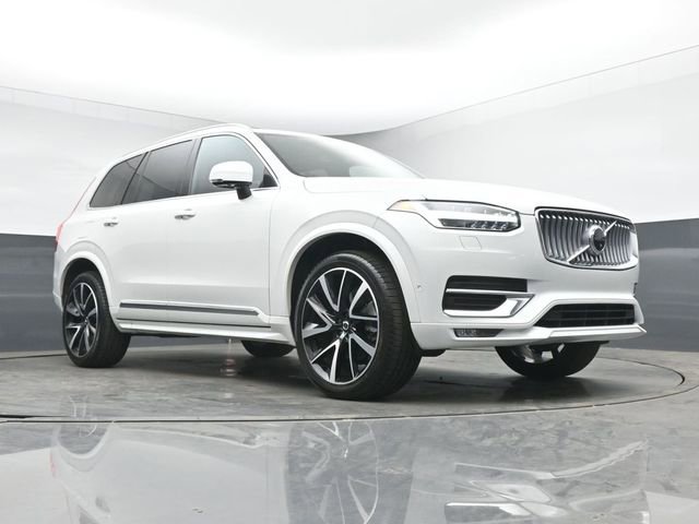 Used 2023 Volvo XC90 B6 Plus w/ Protection Package Premier AWD/4WD image 38