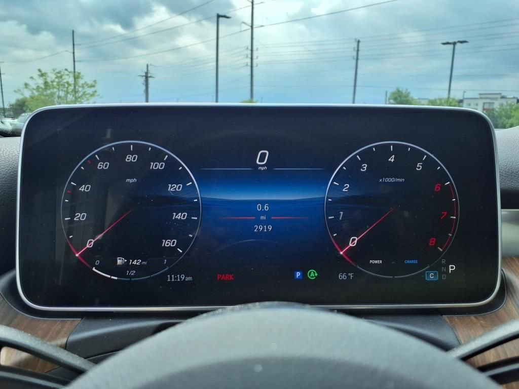 New 2025 Mercedes-Benz C 300 4MATIC Sedan image 17