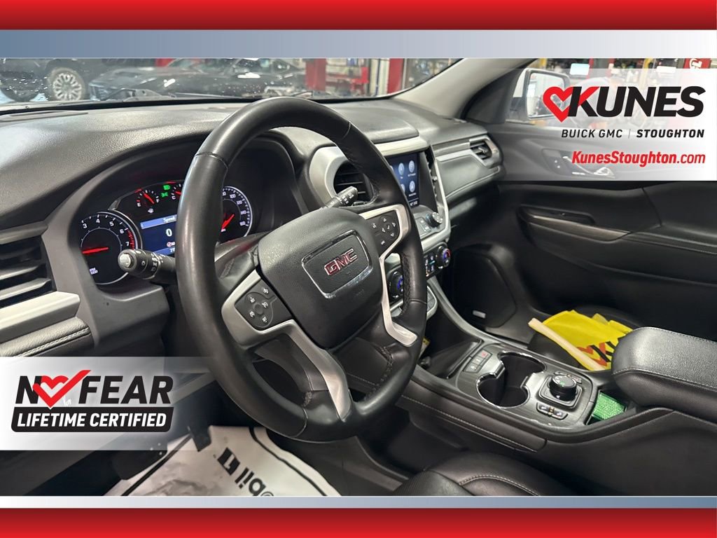 Used 2023 GMC Acadia SLT image 21