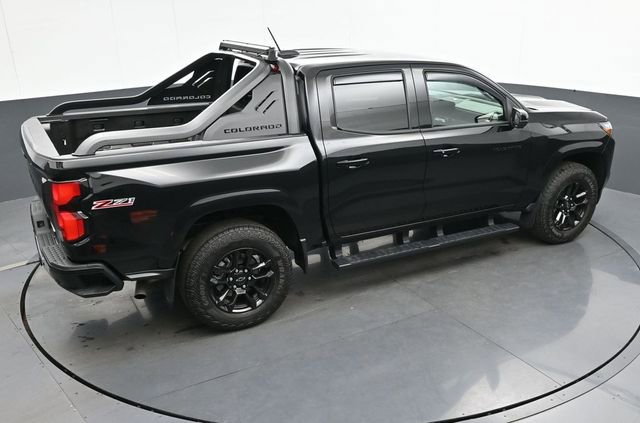 Used 2025 Chevrolet Colorado Z71 w/ Midnight Edition AWD/4WD image 47