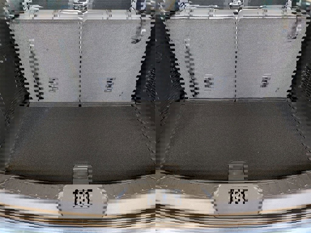 New 2026 Ford Explorer Active w/ Active Comfort Package image 7