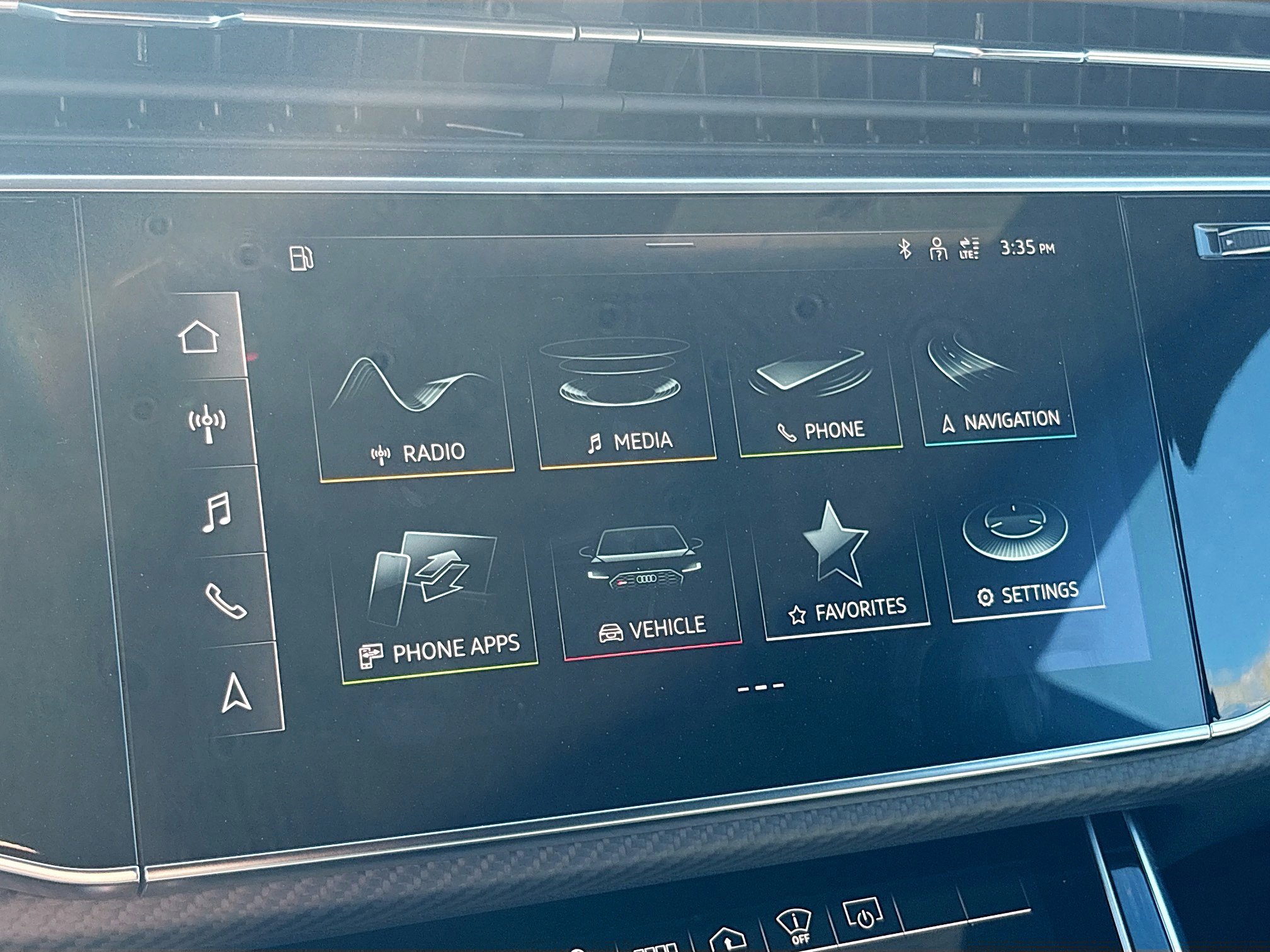 Used 2022 Audi RS Q8 image 32