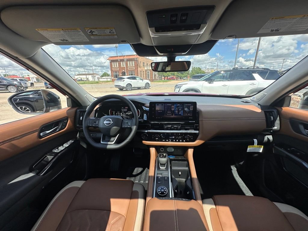New 2026 Nissan Pathfinder Platinum AWD/4WD image 19